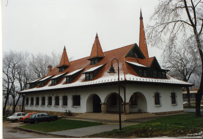 Piliscsaba, PPKE Emericanum Dékáni Hivatal építése