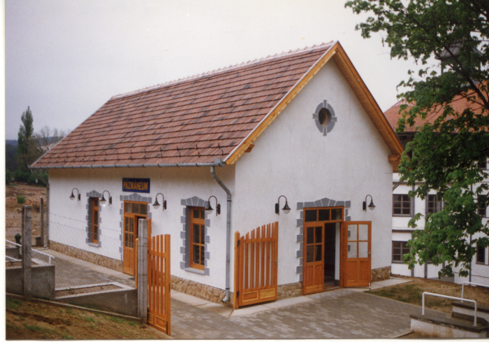 Piliscsaba, Pázmáneum vasútállomás építése