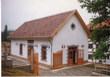 Piliscsaba, Pázmáneum vasútállomás építése