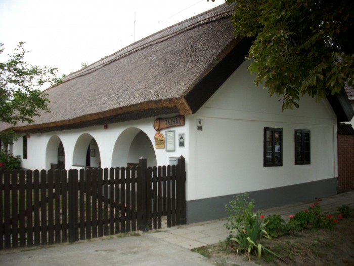Balatonkenese, Tájház