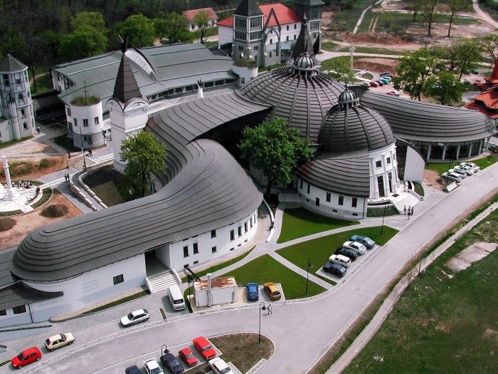 Piliscsaba, Pázmány Péter Katolikus Egyetem Bölcsészet és Társadalomtudományi Kar